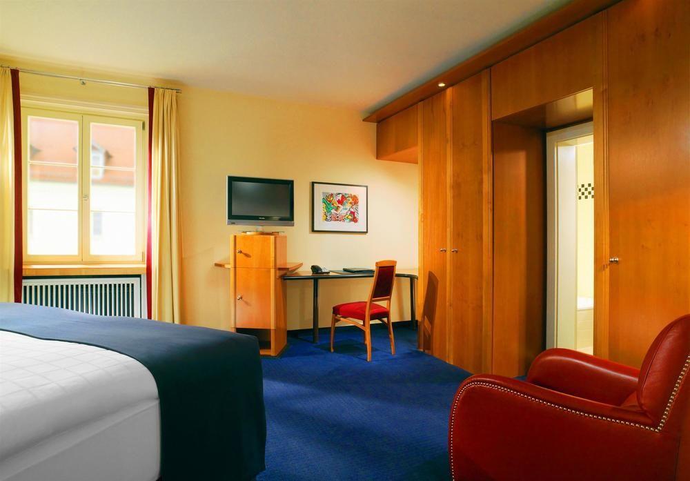 Hotel Elephant Weimar, Autograph Collection Luaran gambar A typical room at the hotel