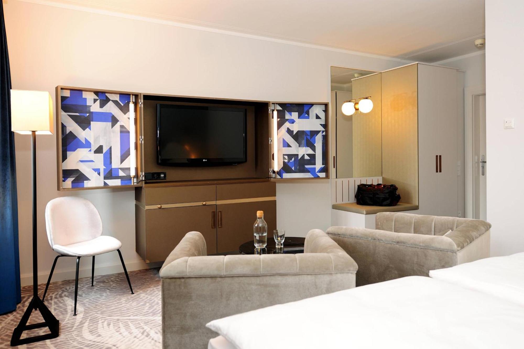 Hotel Elephant Weimar, Autograph Collection Luaran gambar A suite at the hotel