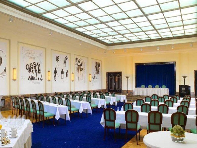 Hotel Elephant Weimar, Autograph Collection Luaran gambar The interior of the German Historical Museum